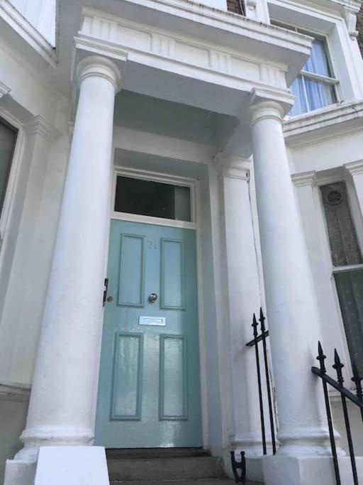 Newly Refurbished 2-Bedroom Flat In Notting Hill London Bagian luar foto